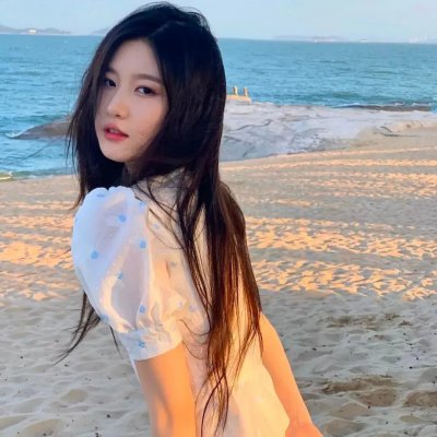 长子之塔 海报